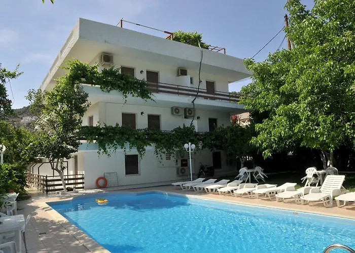 Kaikas Studios & Apartments